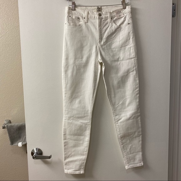 NWT J. Crew | White 9” High-Rise Toothpick Skinny Denim Jean, 30